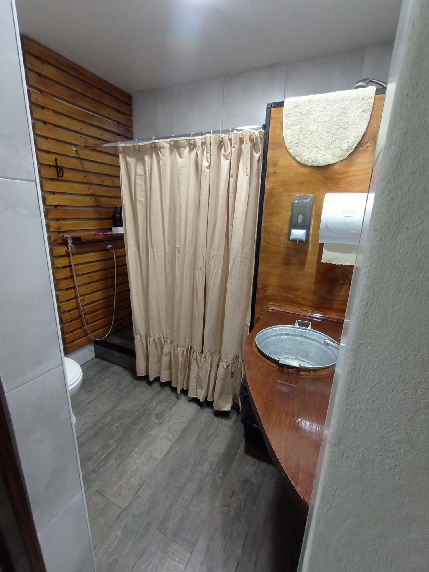Апартаменты Escala Ezeiza Loft Con Desayuno Луис-Гильон Экстерьер фото